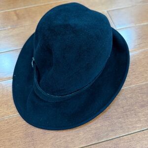 Eric Javits New York Black Wool Fedora Hat w Buckle
